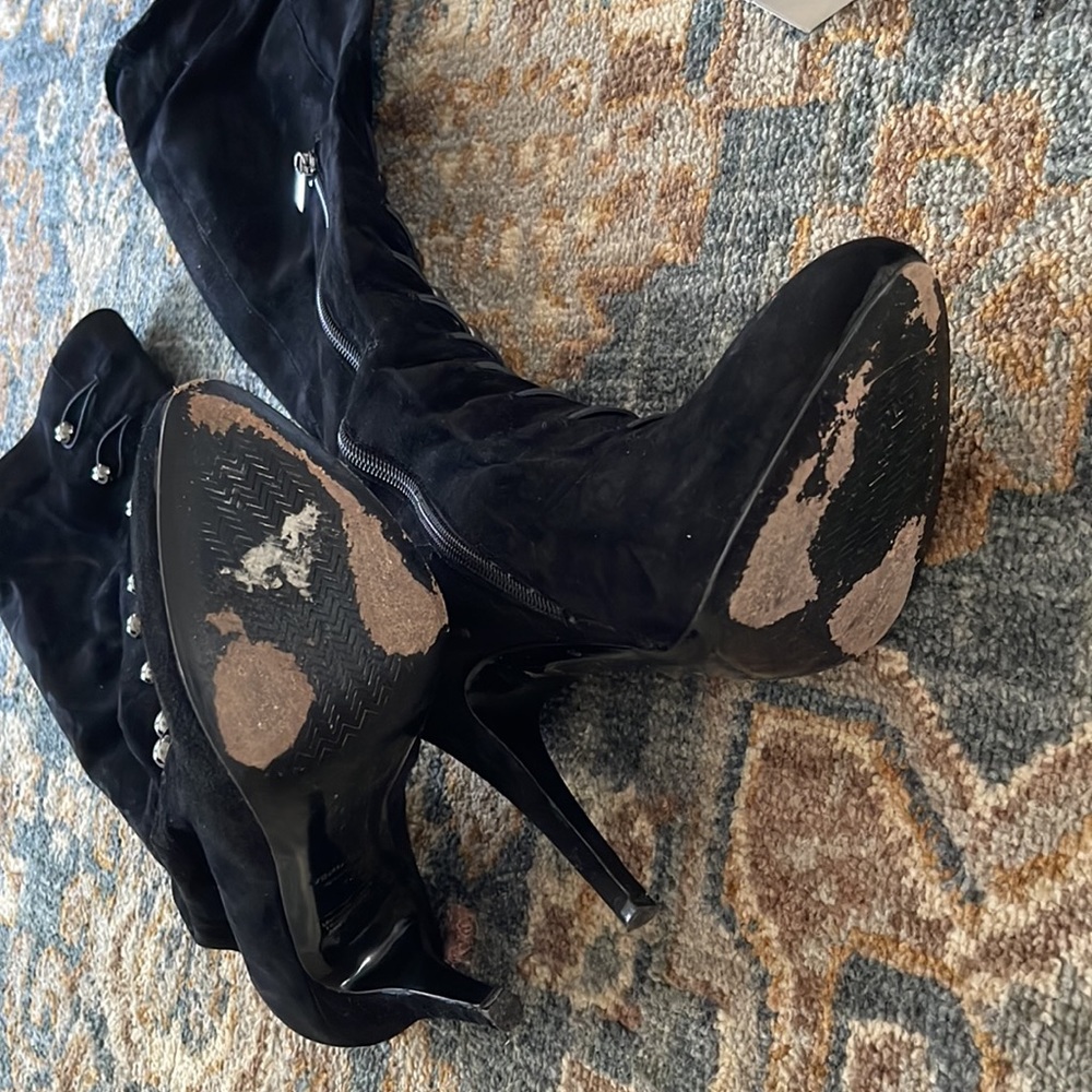 Suede black Italian boots - Picture 3 of 4